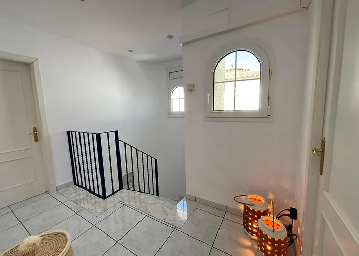 Casa Oasis Canal Empuriabrava