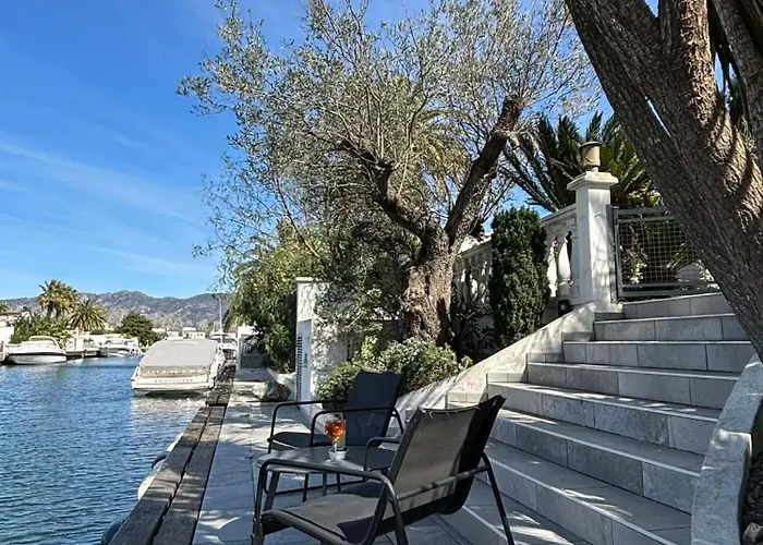 Dom wakacyjny Casa Oasis Canal