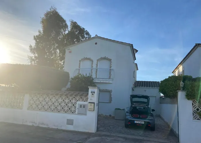 Casa Oasis Canal Empuriabrava